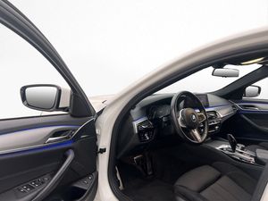 BMW 530 bild 11
