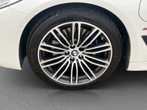 BMW 530 bild 10