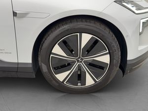 Polestar 4 bild 11
