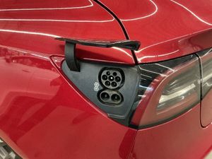 Tesla Model 3 bild 19