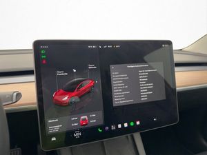 Tesla Model 3 bild 31