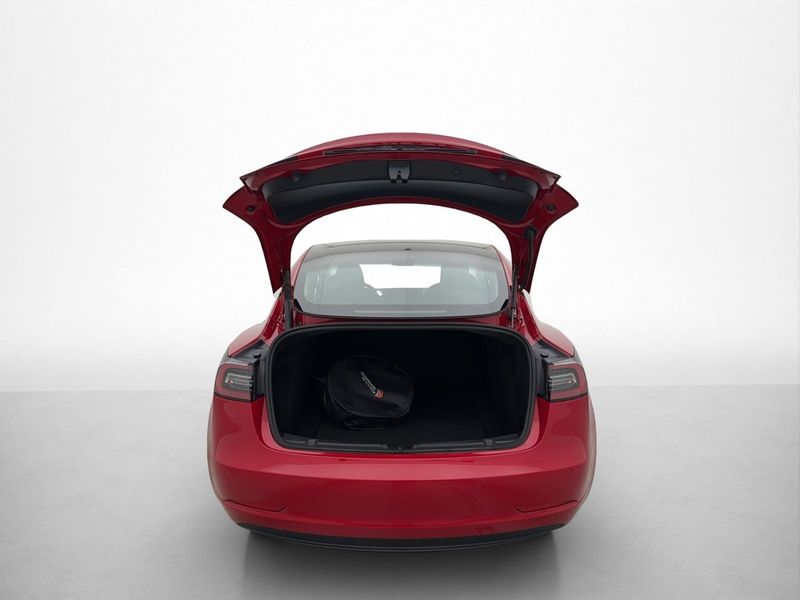 Tesla Model 3 bild 20