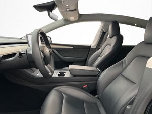 Tesla Model Y bild 13