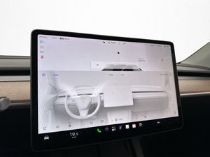 Tesla Model Y bild 27