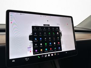 Tesla Model Y bild 24