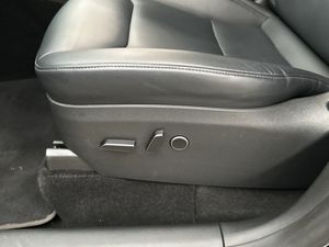 Tesla Model Y bild 14