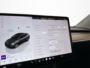 Tesla Model Y bild 29