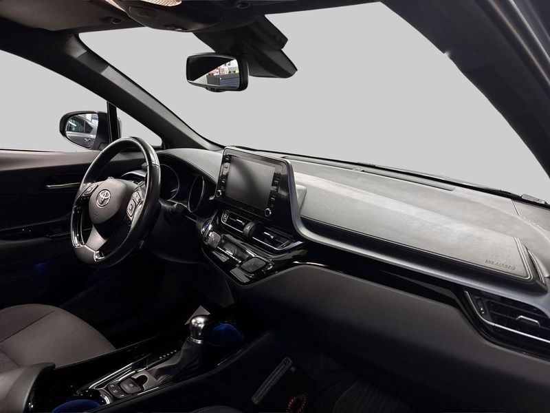 Toyota C-HR bild 10