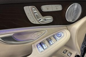 Mercedes GLC300 bild 16