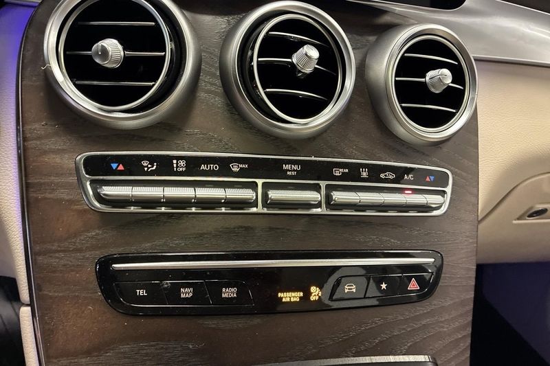 Mercedes GLC300 bild 17