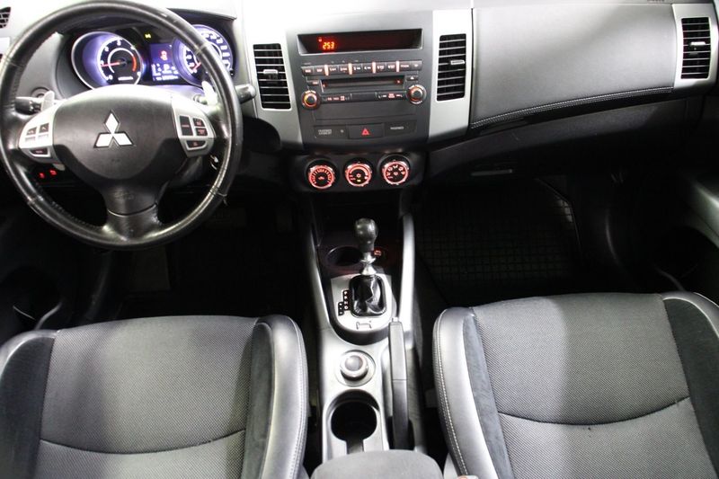 Mitsubishi Outlander bild 10