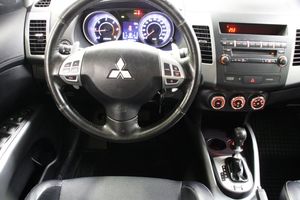 Mitsubishi Outlander bild 11