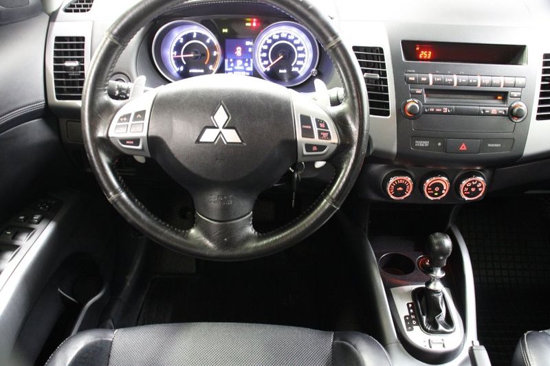 Mitsubishi Outlander bild 11