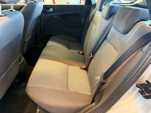 Ford Focus bild 7
