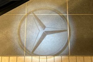 Mercedes EQB300 bild 17
