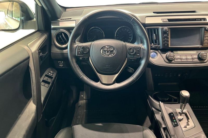 Toyota RAV4 bild 11
