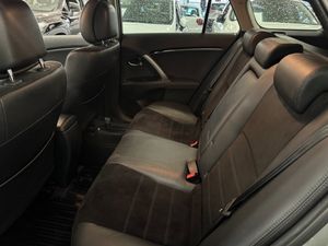 Toyota Avensis bild 19