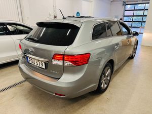 Toyota Avensis bild 15