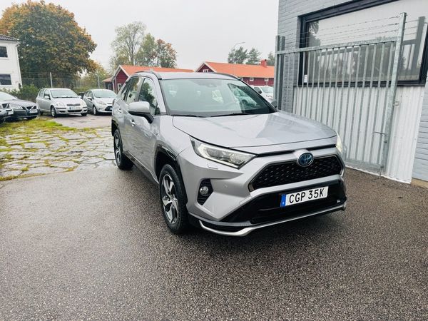 Toyota RAV4 PLUG-IN HYBRID 306HK AWD / DRAG / 8600Mil - 2021