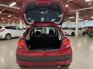 Peugeot 207 bild 6