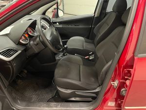 Peugeot 207 bild 3