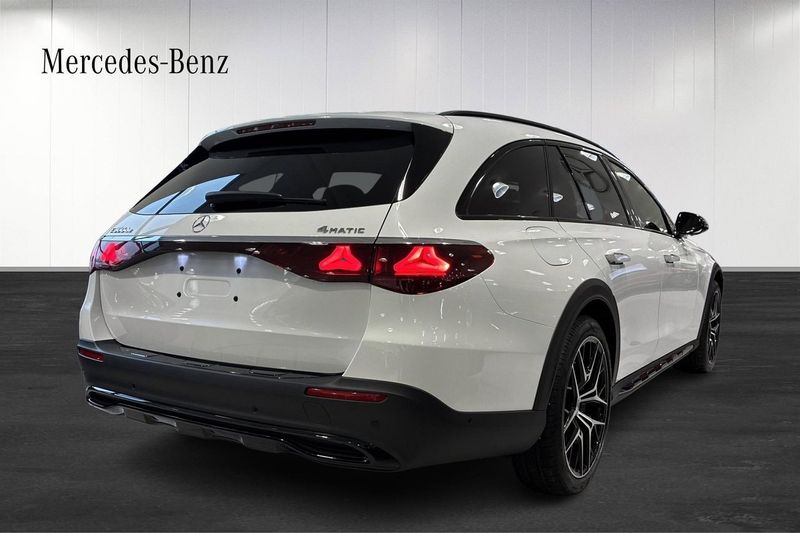 Mercedes E300 bild 3