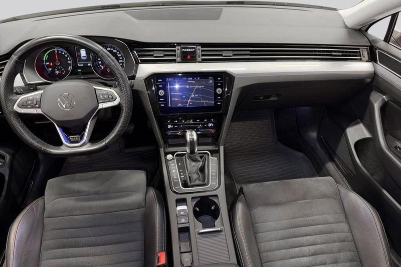 Volkswagen Passat bild 7