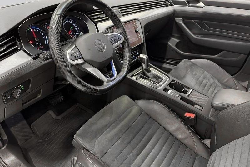 Volkswagen Passat bild 16