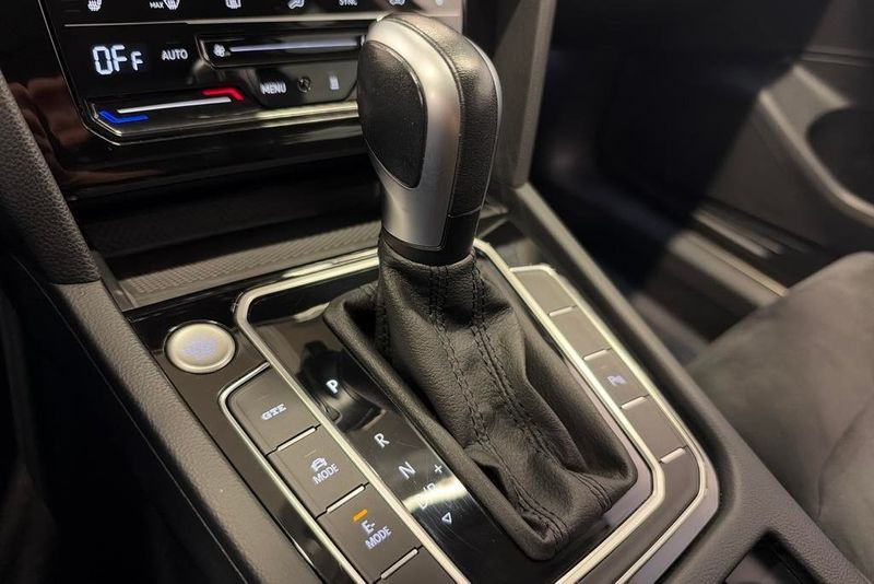 Volkswagen Passat bild 12