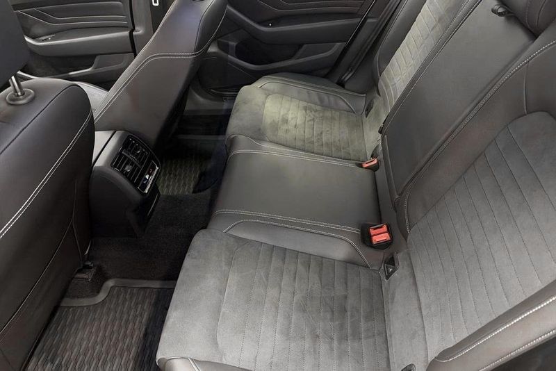 Volkswagen Passat bild 9