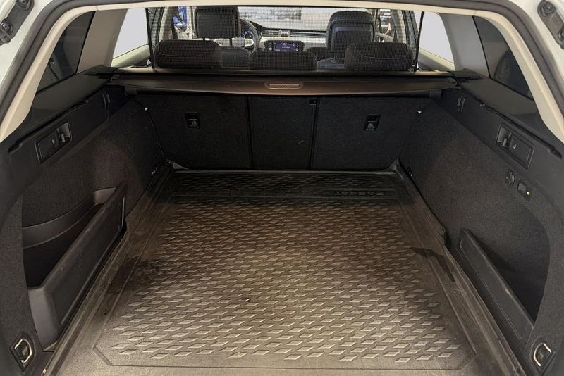 Volkswagen Passat bild 14