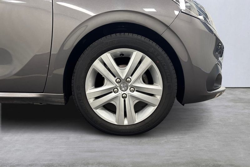 Peugeot 208 bild 14