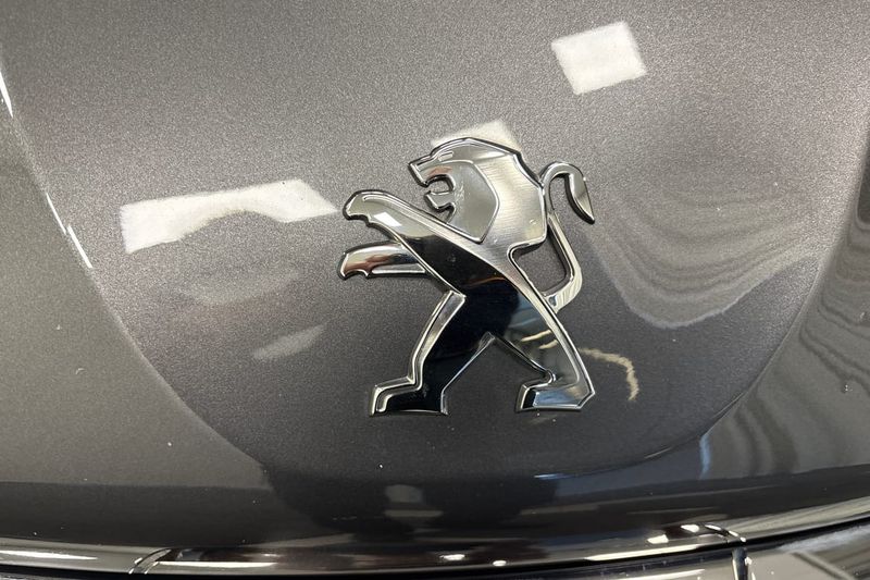 Peugeot 208 bild 18