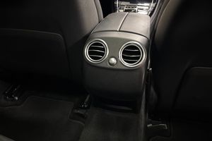 Mercedes GLC220 bild 26