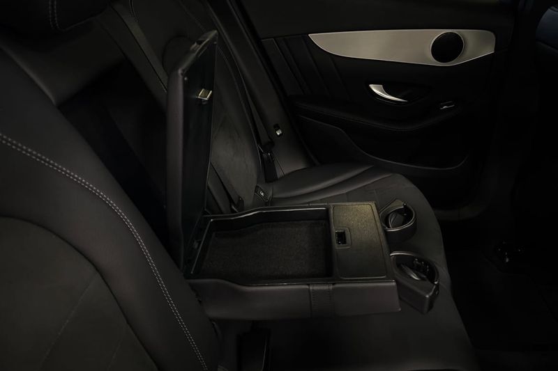 Mercedes GLC220 bild 18