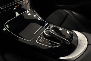 Mercedes GLC220 bild 27
