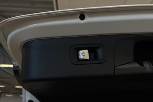 Mercedes GLC220 bild 25