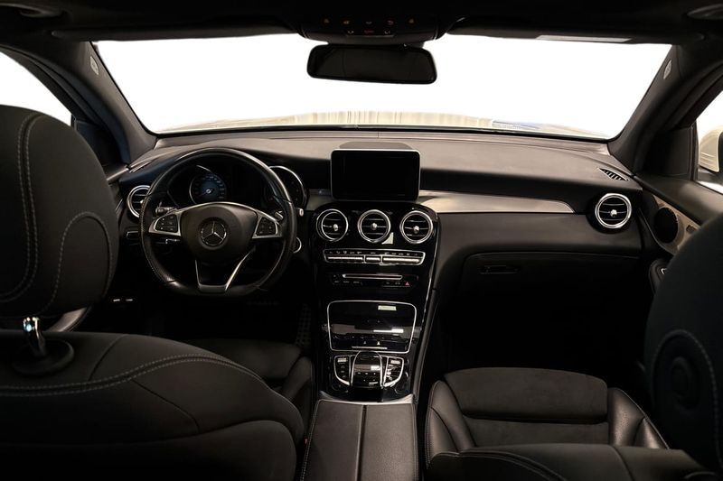 Mercedes GLC220 bild 9