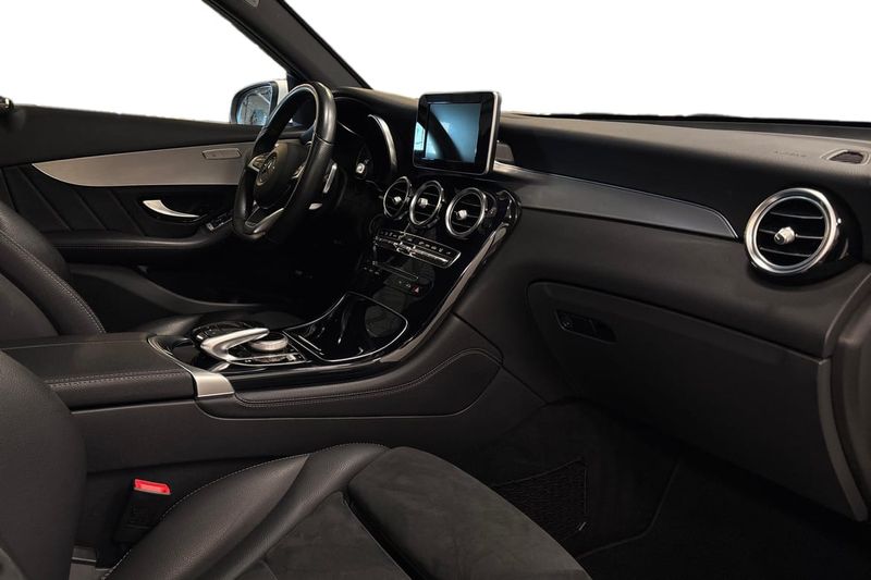 Mercedes GLC220 bild 10
