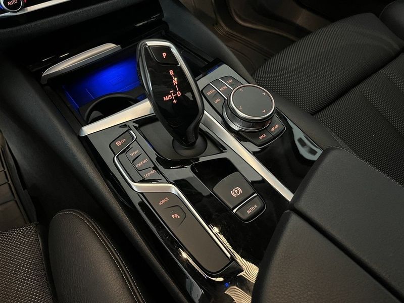 BMW 530 bild 8