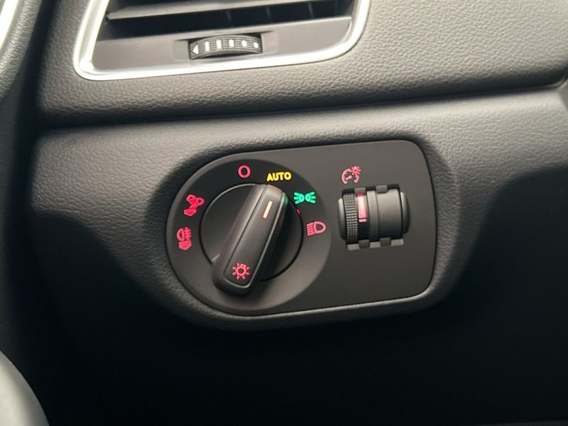 Audi Q3 bild 14