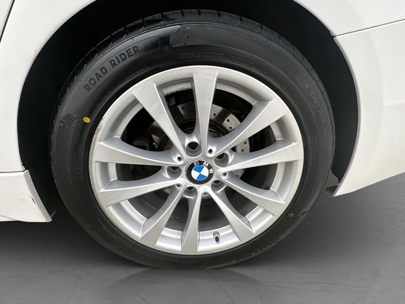 BMW 330 bild 31