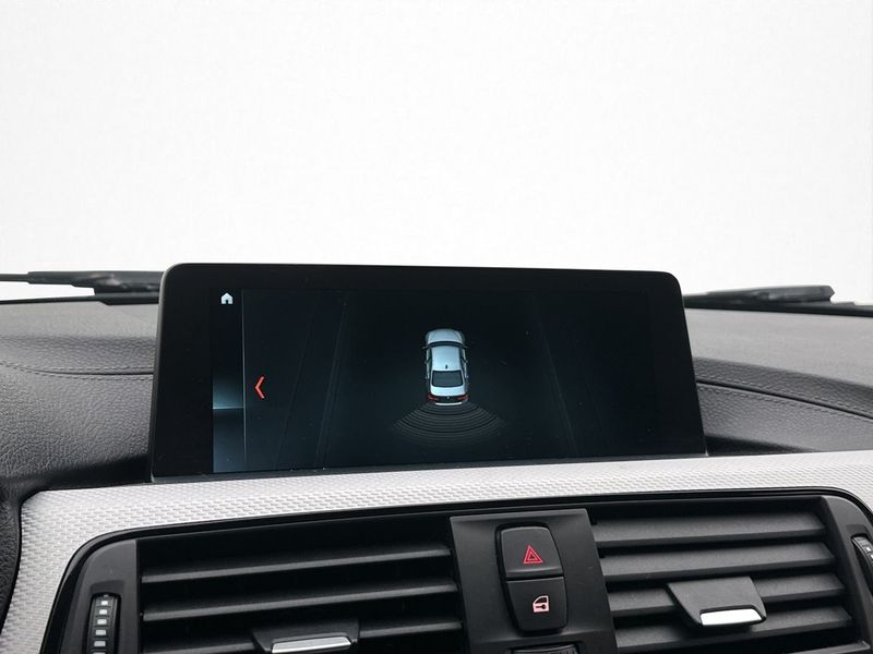 BMW 330 bild 19