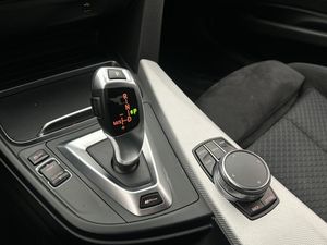 BMW 330 bild 23
