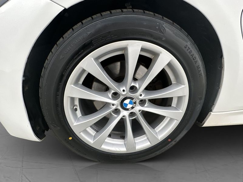 BMW 330 bild 30