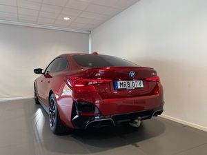 BMW i4 bild 11