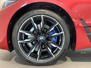 BMW i4 bild 3