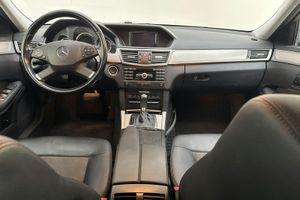 Mercedes E200 bild 6