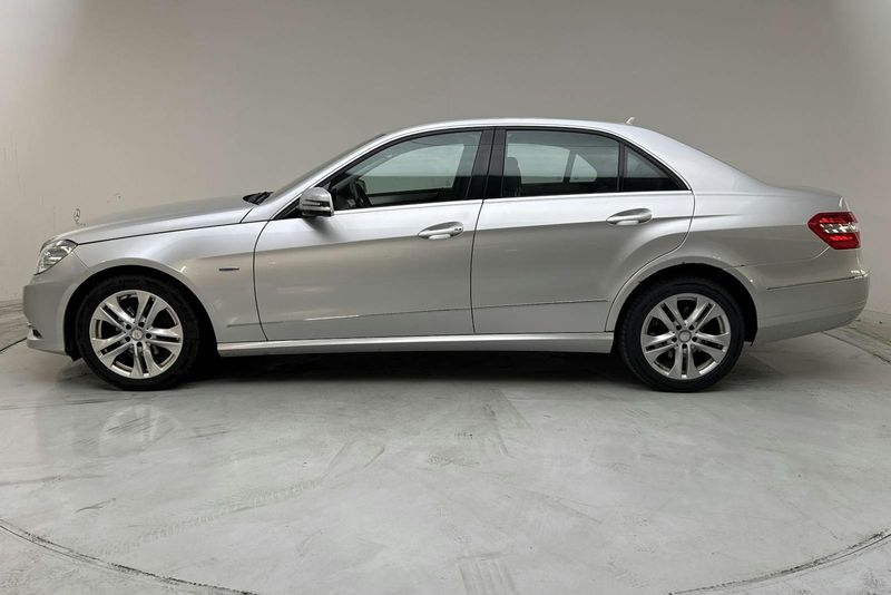 Mercedes E200 bild 2