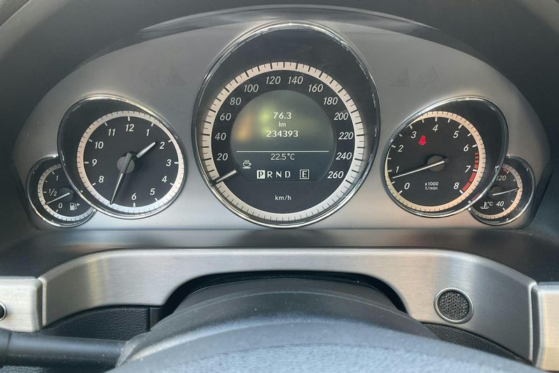 Mercedes E200 bild 10